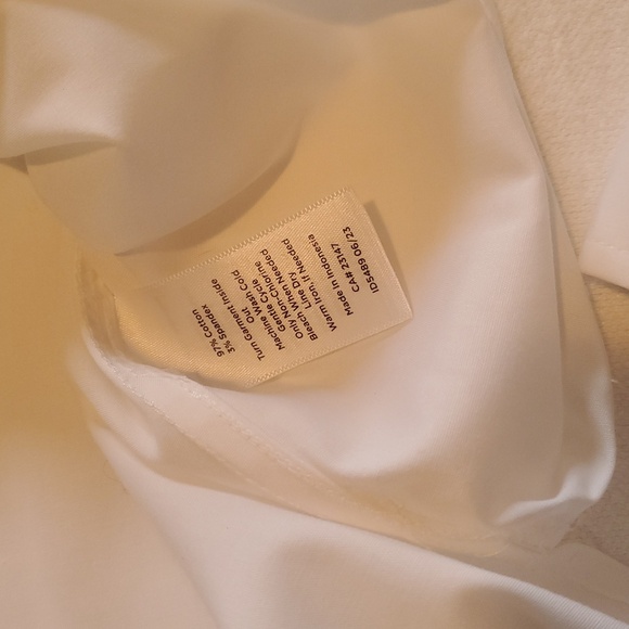 Talbots Event White Silver Embellished Decorative Buttons Pullover Sz XL Blouse - Picture 13 of 15